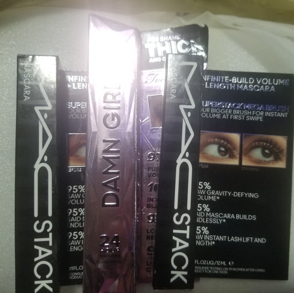 Mac and too faced mascaras 3 total - Picture 1 of 1